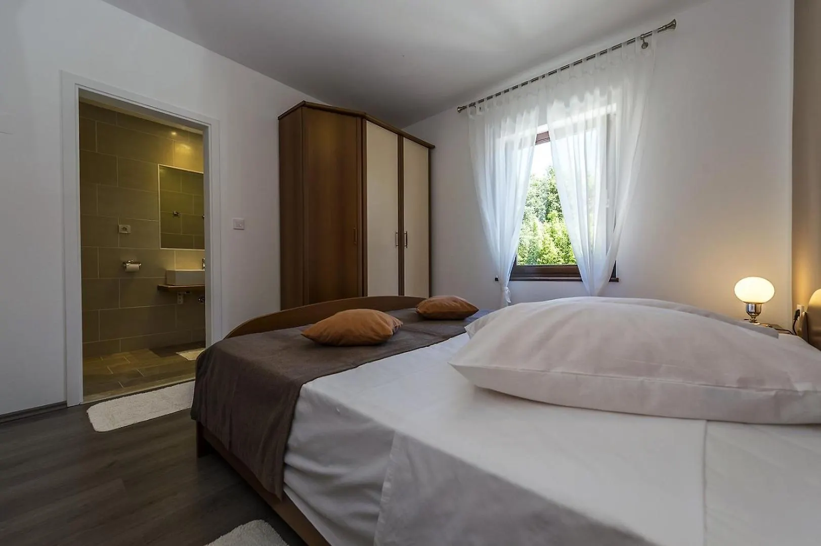 Spacious Three-Bedroom Villa Balun With Pool Poreč